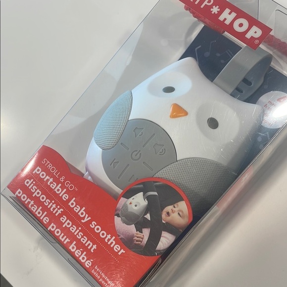 Skip Hop Portable Baby Soother - Picture 2 of 6